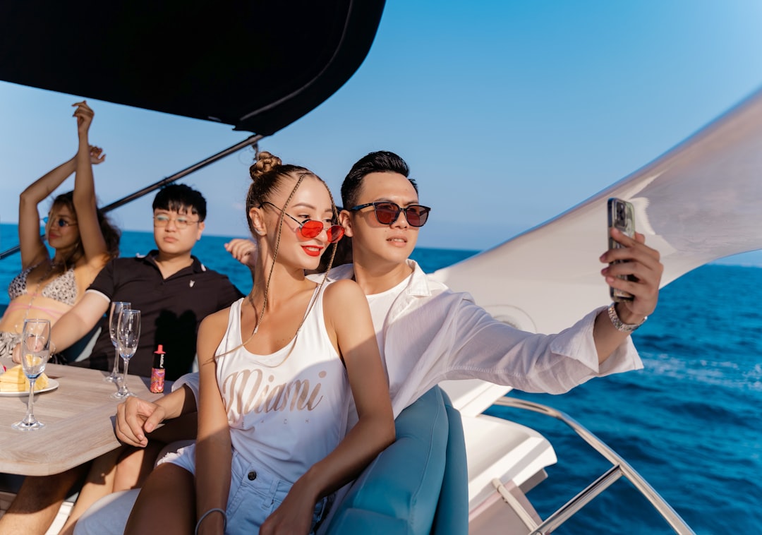 Photo social media tourism packages