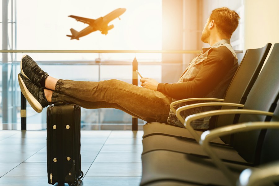 Photo cheap flight tickets tips research